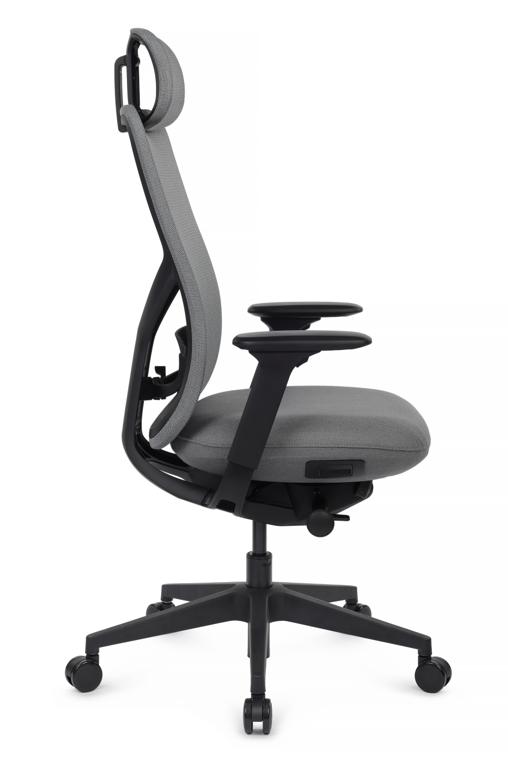 Эргономичное кресло Riva Antler EAN-001A черный пластик