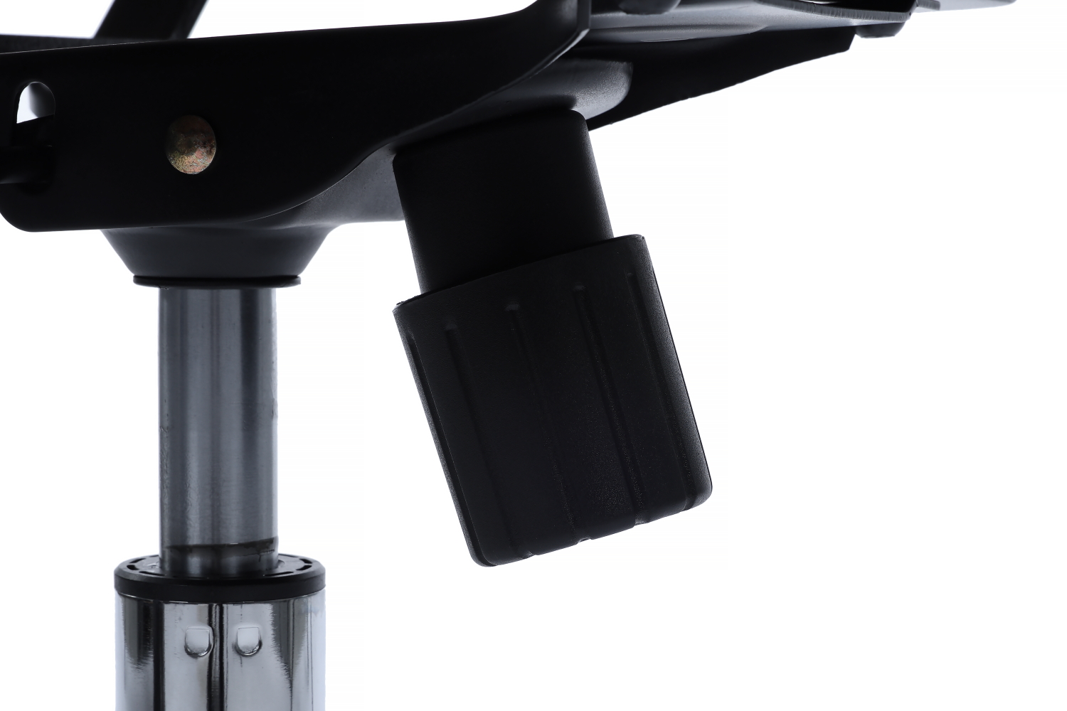 Кресло для персонала RIVA Hugo 6003-2SE