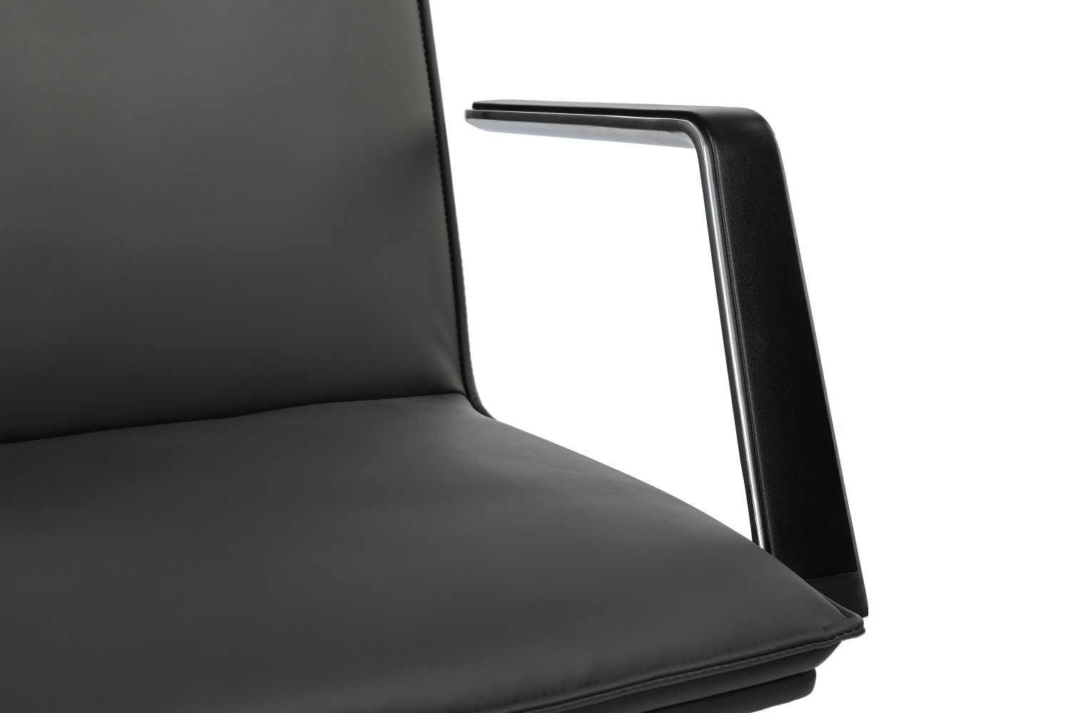 Кресло для руководителей RIVA Crown A 1819