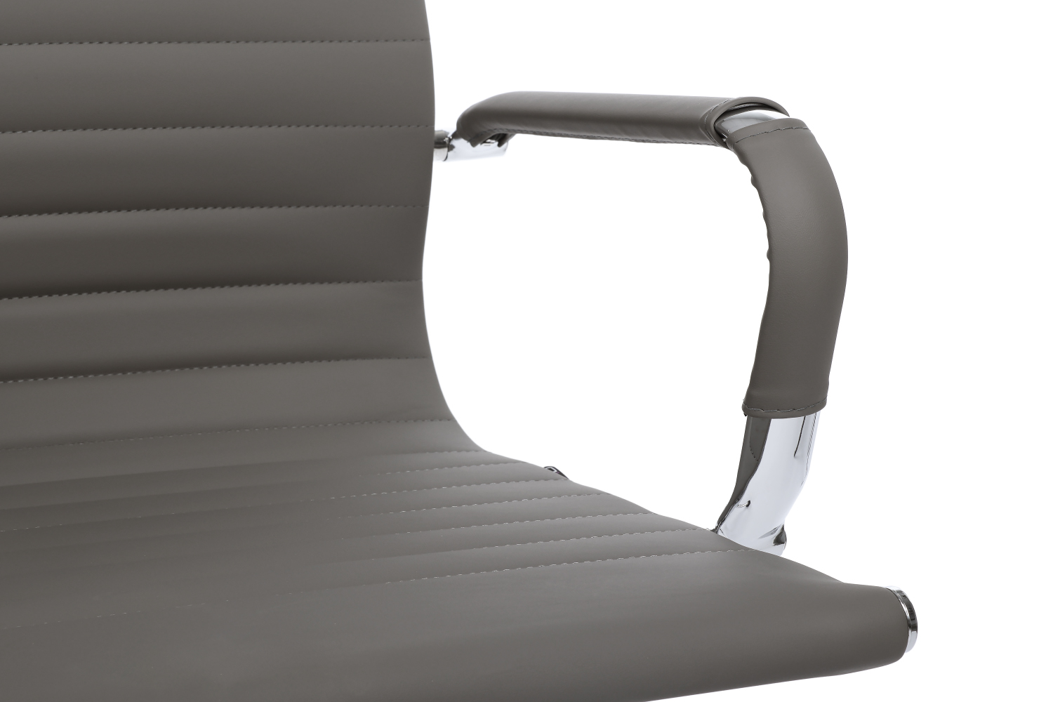 Кресло для руководителей RIVA Hugo 6002-1SE