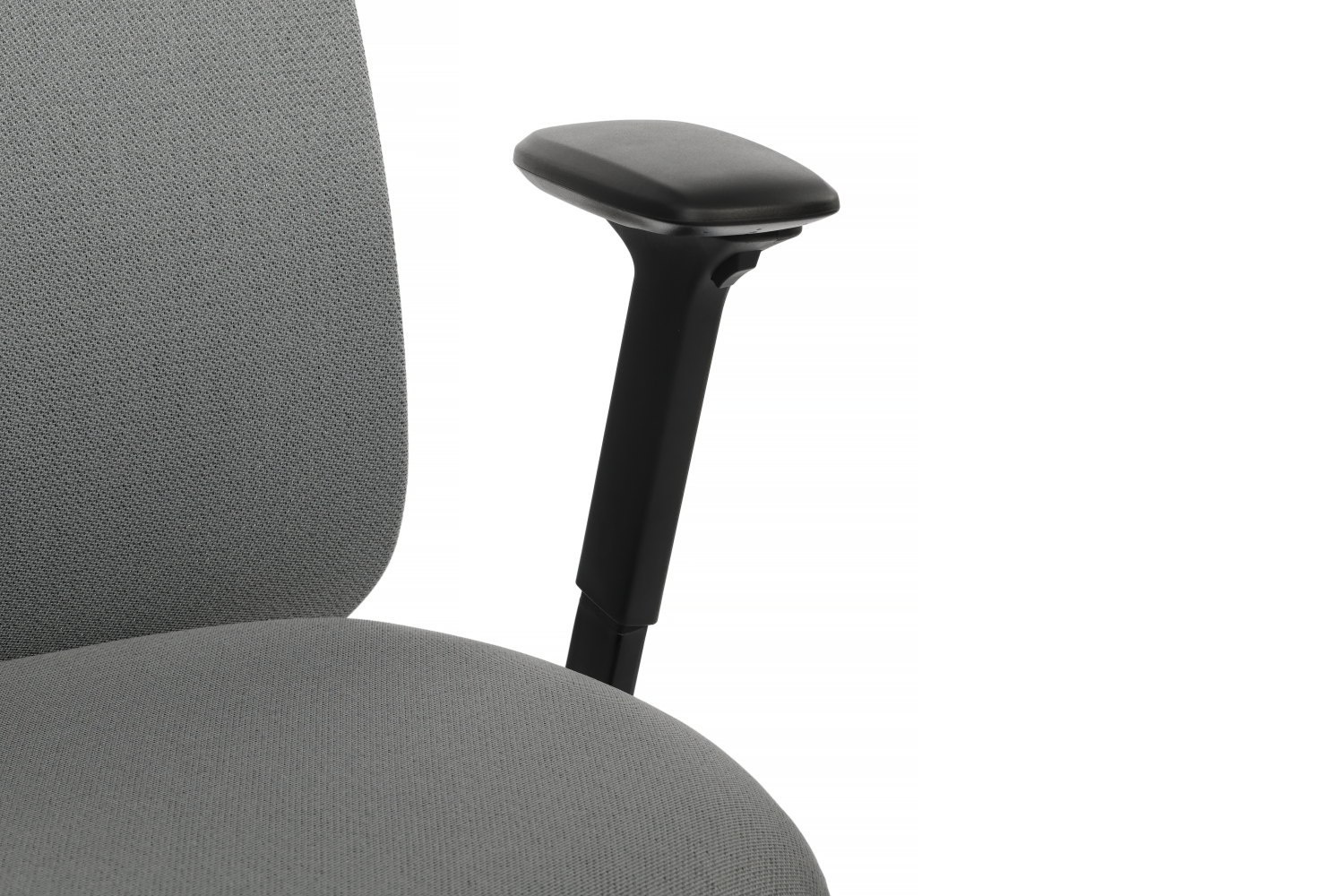 Эргономичное кресло Riva Antler EAN-001A черный пластик