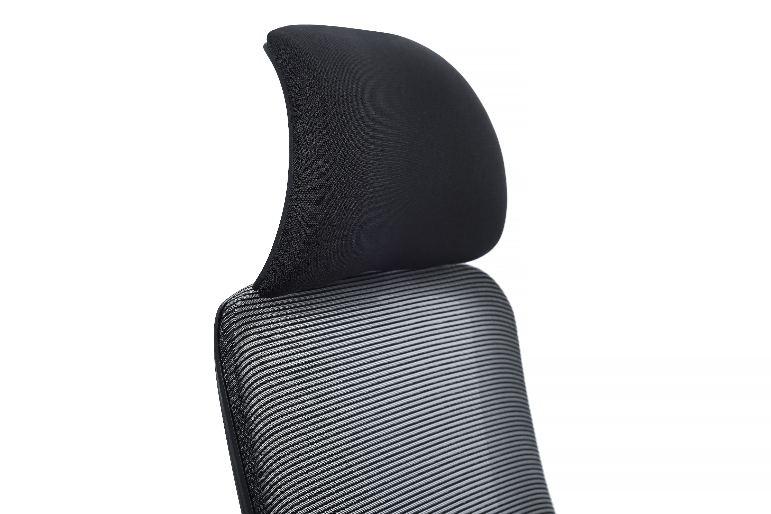 Эргономичное кресло RIVA Гензо 8321H-BK