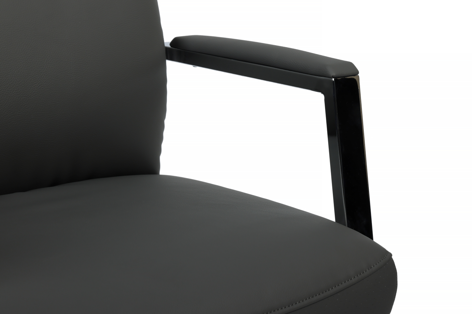 Кресло для посетителей RIVA Leon-SF D916